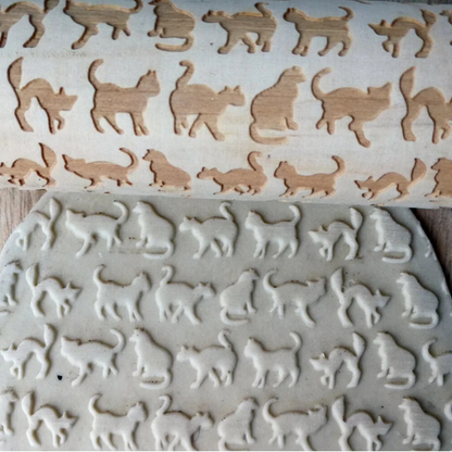 An adorable cat-themed kitchen rolling pin, perfect for adding a touch of feline charm to your baking adventures. The rolling pin features cute cat illustrations, making it a delightful and functional addition to your kitchen tools.